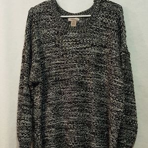 Fresh, 3x black and white knit sweater.